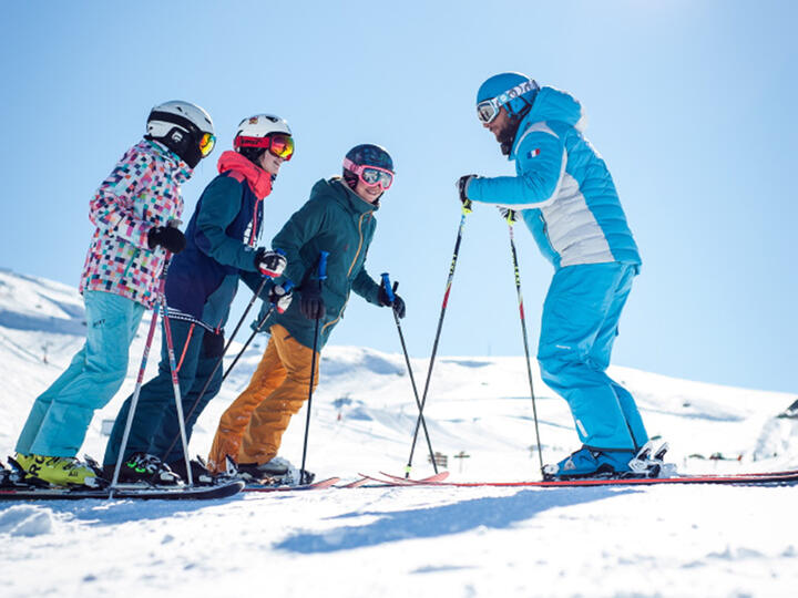 Le Sauze International Ski School